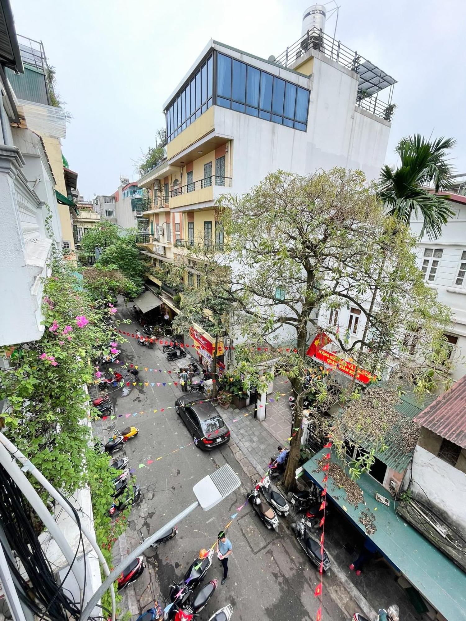 Oriental Viewl Hotel 2*